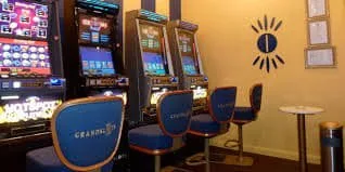 777ad7 Slots Feature Round